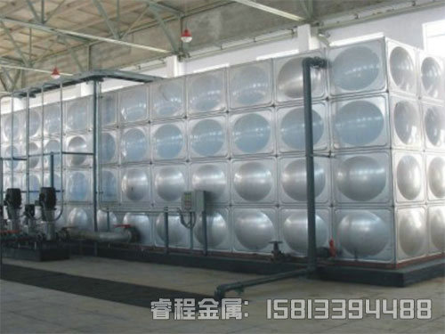 開(kāi)發(fā)區(qū)企業(yè)加速器1060噸不銹鋼水箱群 開(kāi)發(fā)區(qū)企業(yè)加速器1060噸不銹鋼水箱群